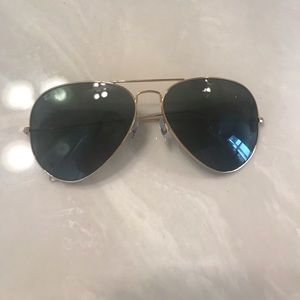 Aviator Ray bans